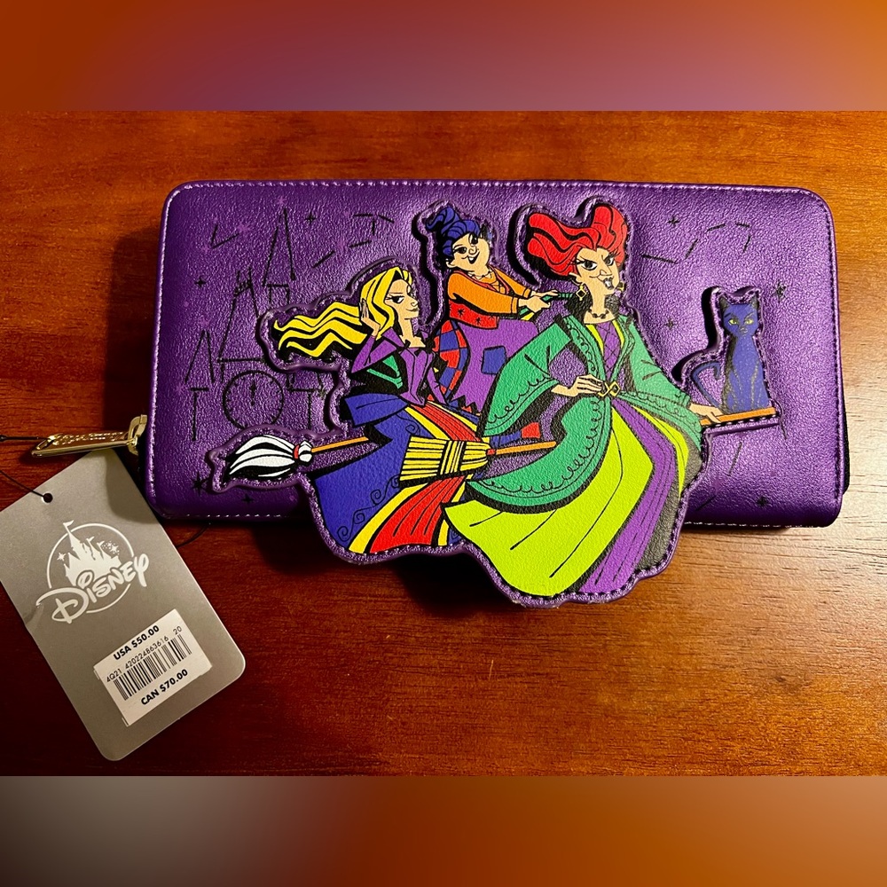 NWT Disney Loungefly Hocus Pocus Wallet